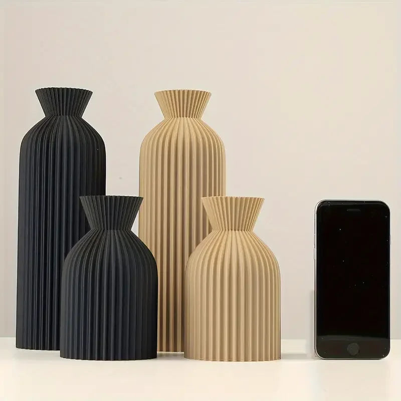 Boho Ridged Plastic Vase — Black & Khaki, Multiple Sizes