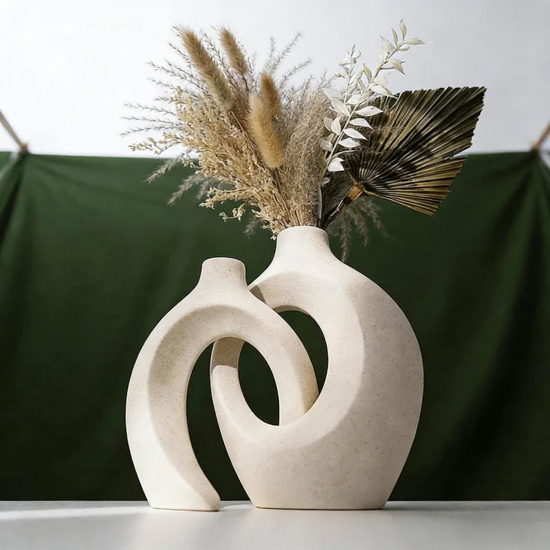 Faux-Ceramic Resin Vase Duo — Black & White