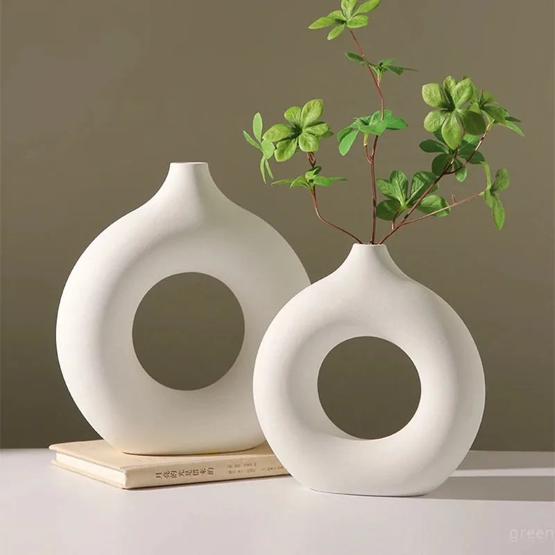 Donut-Shaped Resin Vase — Nordic Centerpiece
