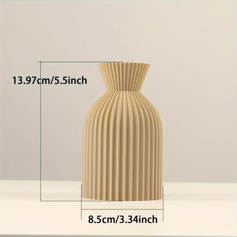 Boho Ridged Plastic Vase — Black & Khaki, Multiple Sizes