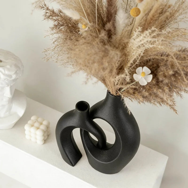 Faux-Ceramic Resin Vase Duo — Black & White