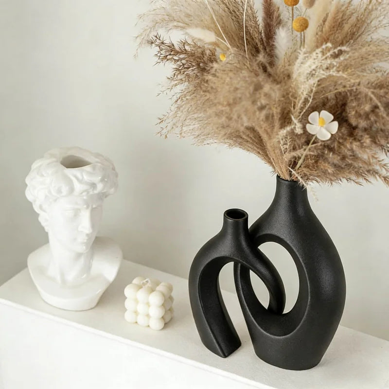 Faux-Ceramic Resin Vase Duo — Black & White